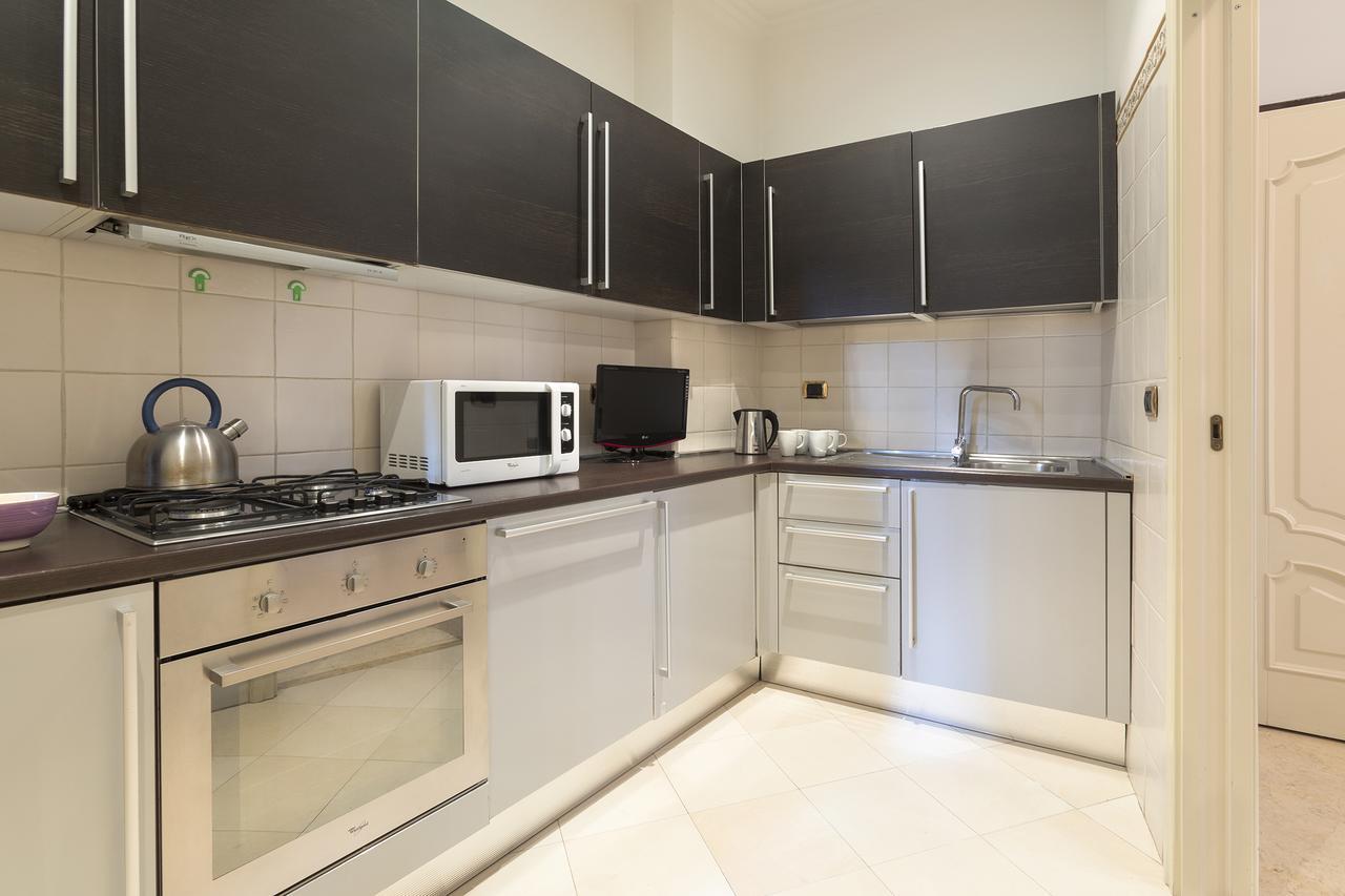 Dimora Storica Palazzo Marescalchi Belli Apartamento Roma Exterior foto