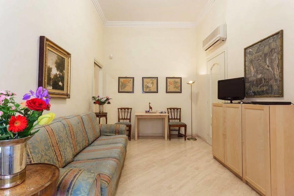 Dimora Storica Palazzo Marescalchi Belli Apartamento Roma Exterior foto