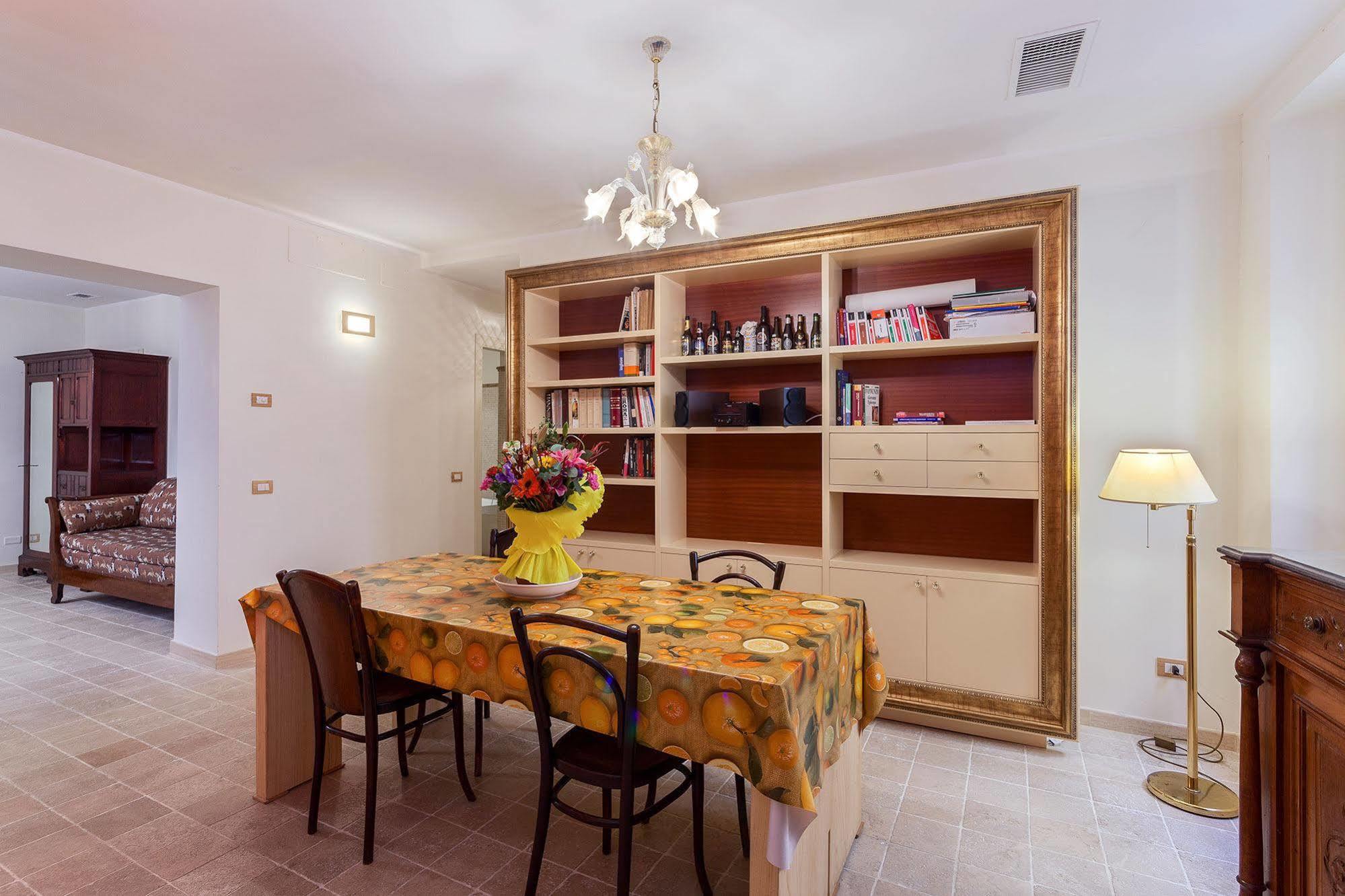 Dimora Storica Palazzo Marescalchi Belli Apartamento Roma Exterior foto