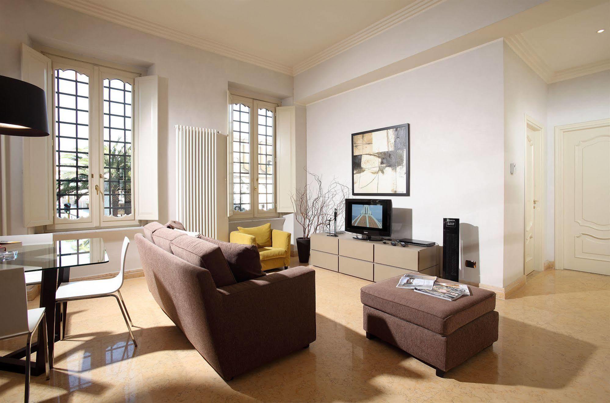 Dimora Storica Palazzo Marescalchi Belli Apartamento Roma Exterior foto