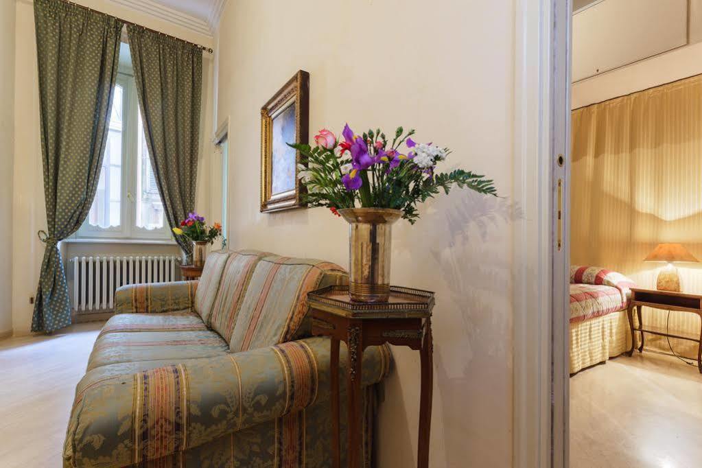Dimora Storica Palazzo Marescalchi Belli Apartamento Roma Exterior foto